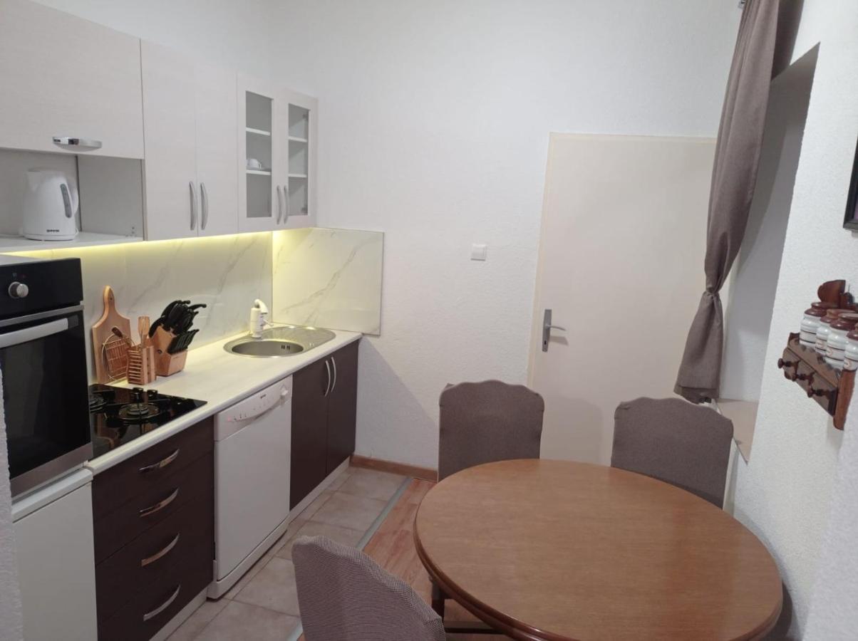 Ferienwohnung Apartman Lili Livno Exterior foto